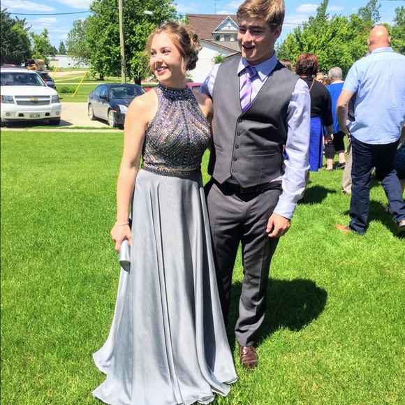 Prom / grad dress - Picture 11 of 15